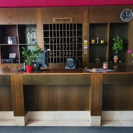 波普拉德酒店 酒店 Ústí nad Orlicí