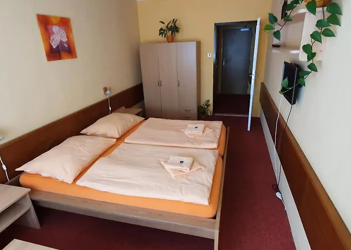 Hotel Poprad 3*